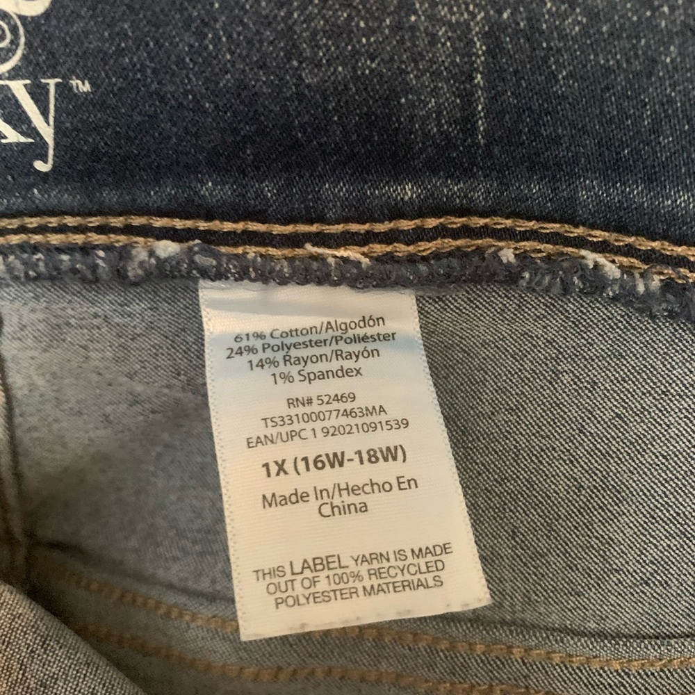Terra and Sky Slim Fit High-Rise Women Jeans in faded Blue - Picture 6 of 7